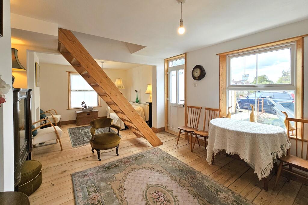 House in Portsmouth - View 5