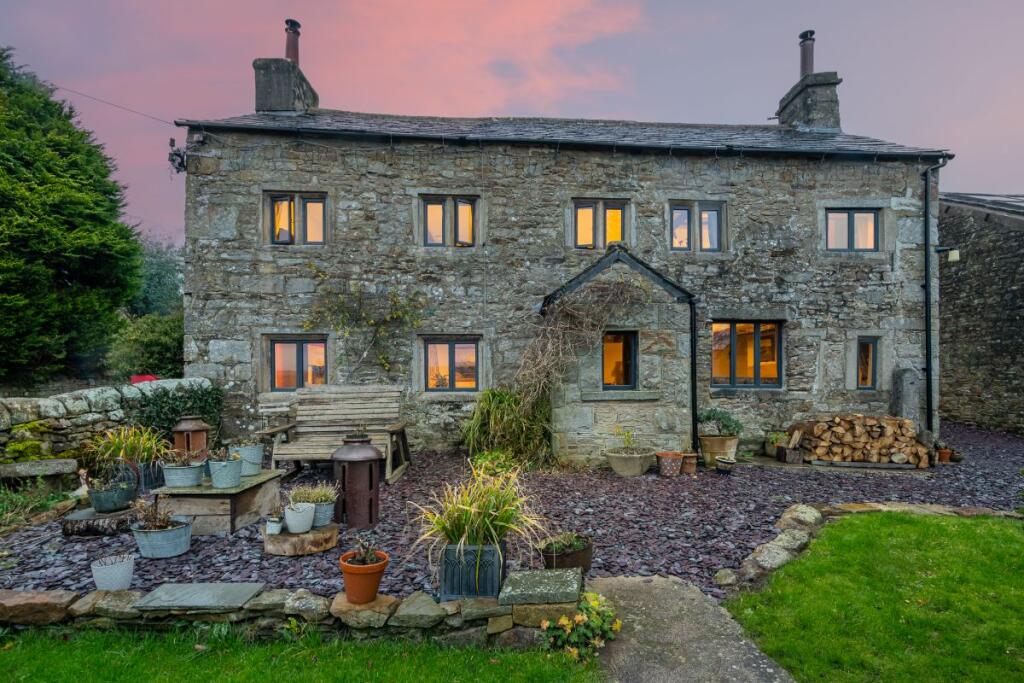 Main image of property: Aughton Old Hall, Aughton, Lancaster, LA2 8LU