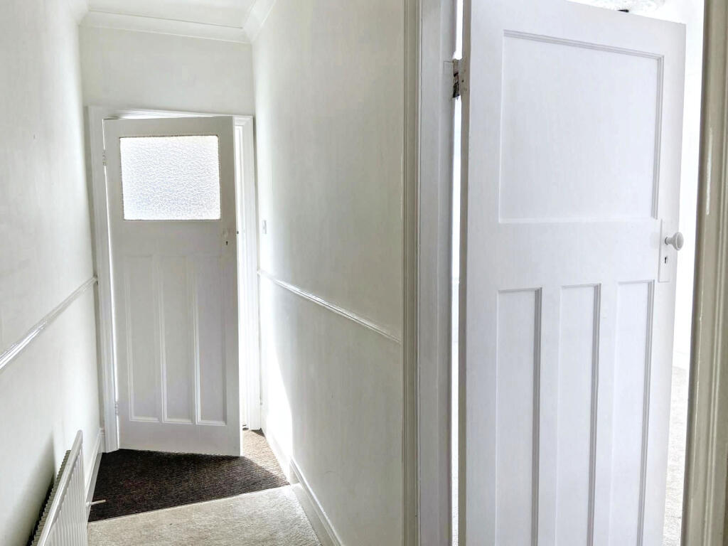 Apartment in North Tyneside, North East - View 4