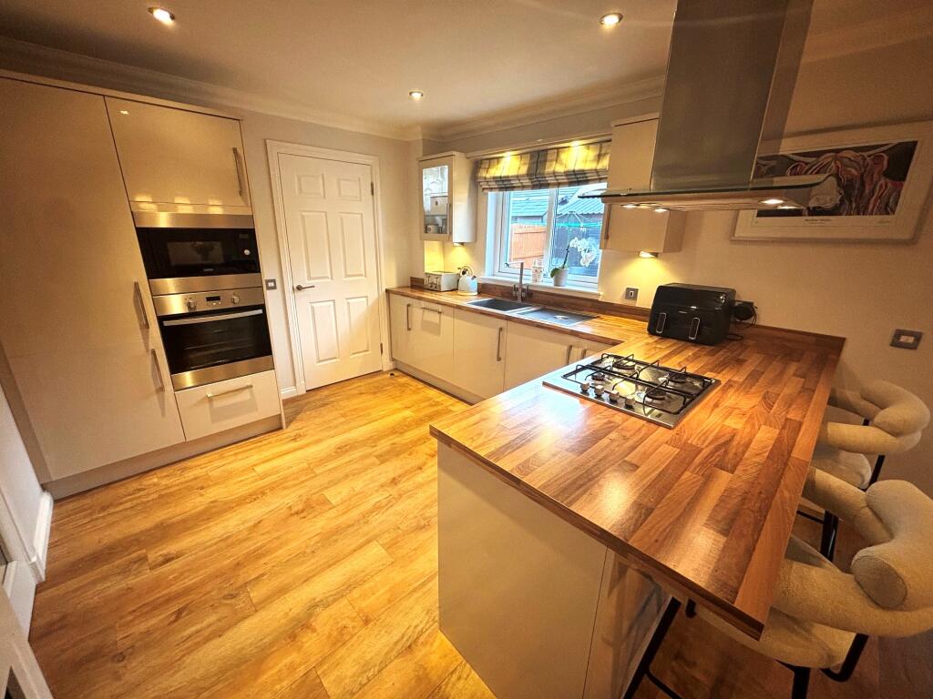 House in Inverness, Moray - More