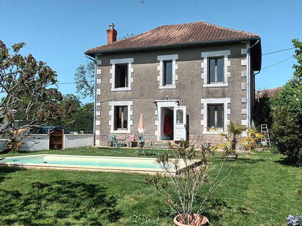 Main image of property: Poitou-Charentes, Charente, Pleuville