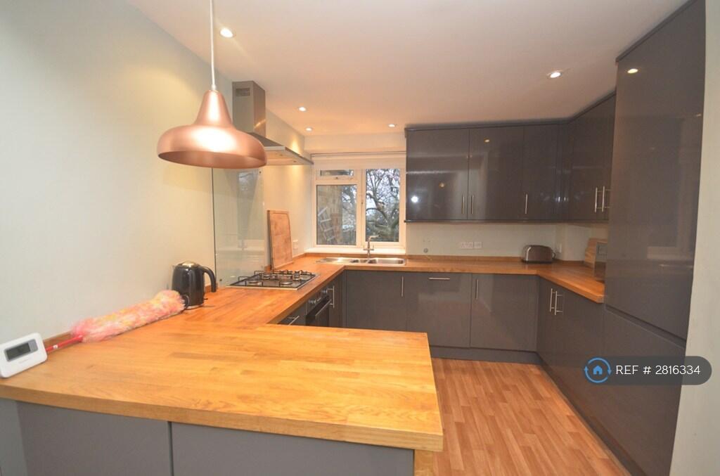 Main image of property: Herne Hill, London, SE24