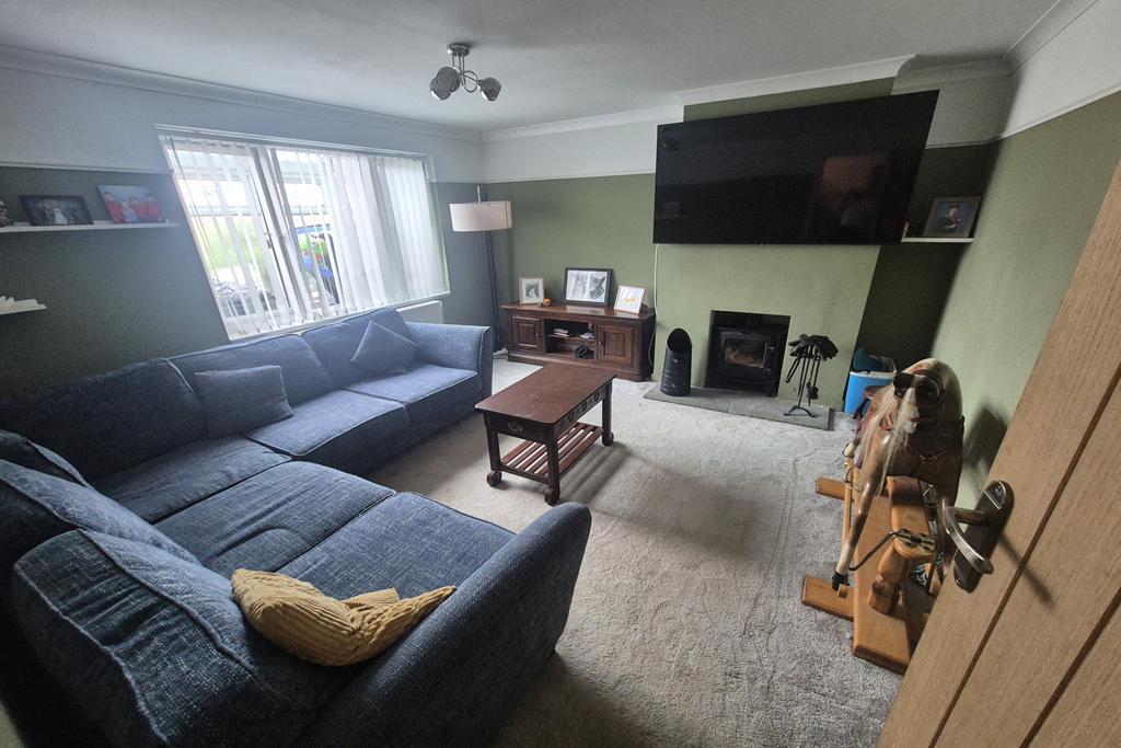 House in Taunton - View 4