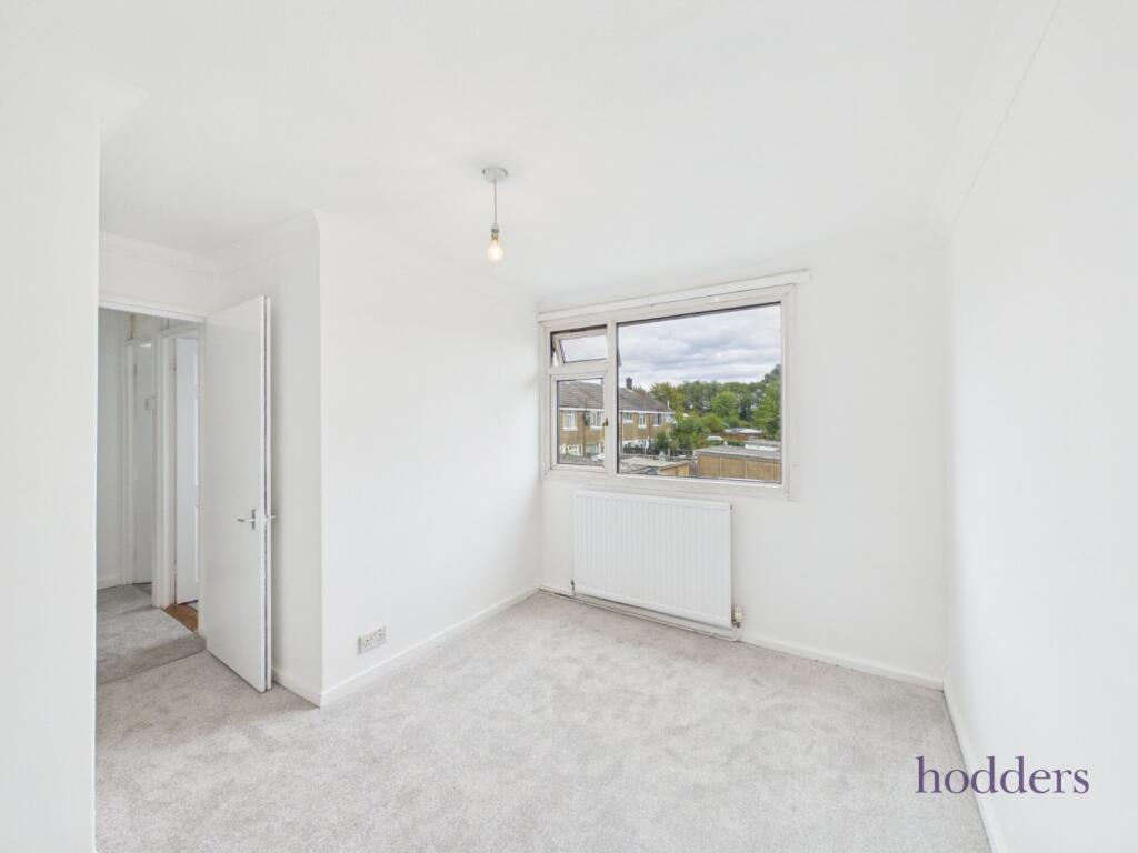 House in Runnymede, Chertsey - View 5