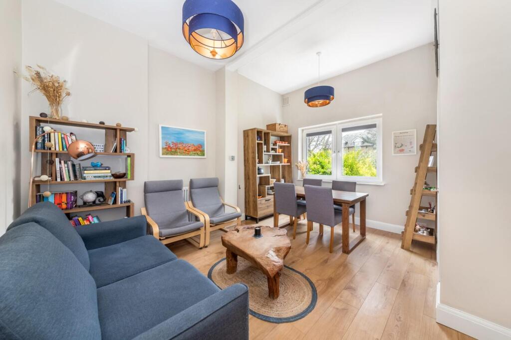 Main image of property: Lewisham Way, New Cross, London, SE14