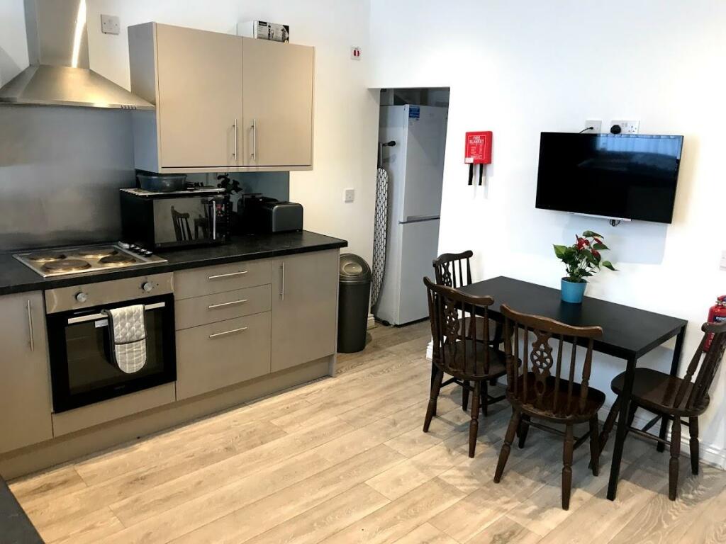 House in Burnley, Lancashire - View 3