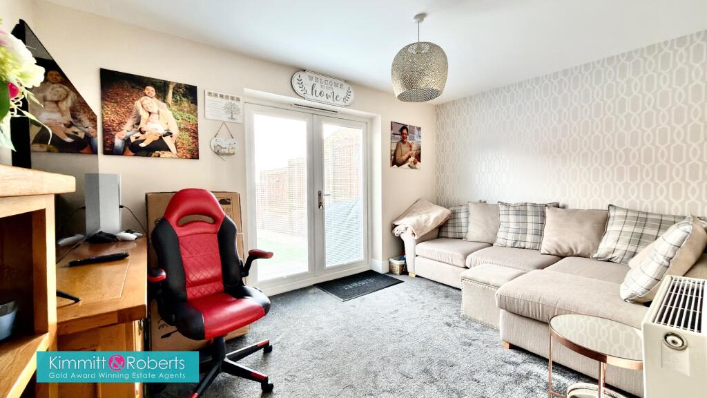 Kestrel Close, Easington Lane, Houghton le Spring, Tyne and Wear, DH5 0GL photo 3