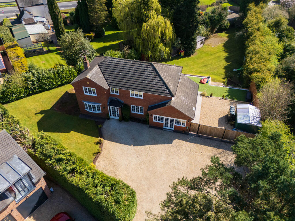 House in Wychavon, Hartlebury - View 2