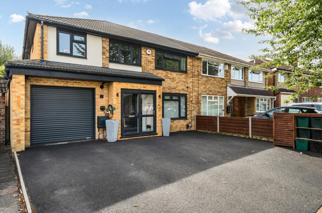 Main image of property: Mosyer Drive, Orpington, BR5