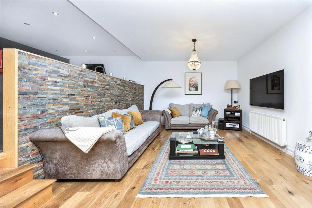 Bannerman Avenue, Inverkeithing, Fife, KY11 - View 5