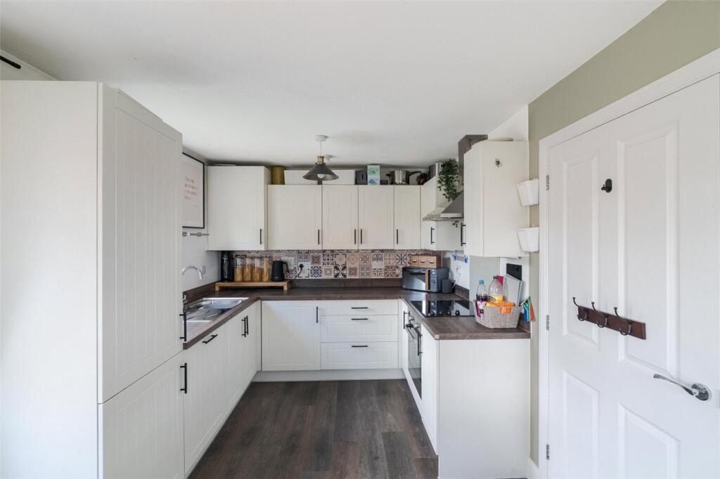 Batterbury Lane, Wimborne, Dorset, BH21 photo 4