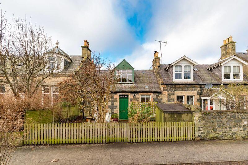 Main image of property: Len Cottage, Venlaw Road, Peebles, EH45 8AY