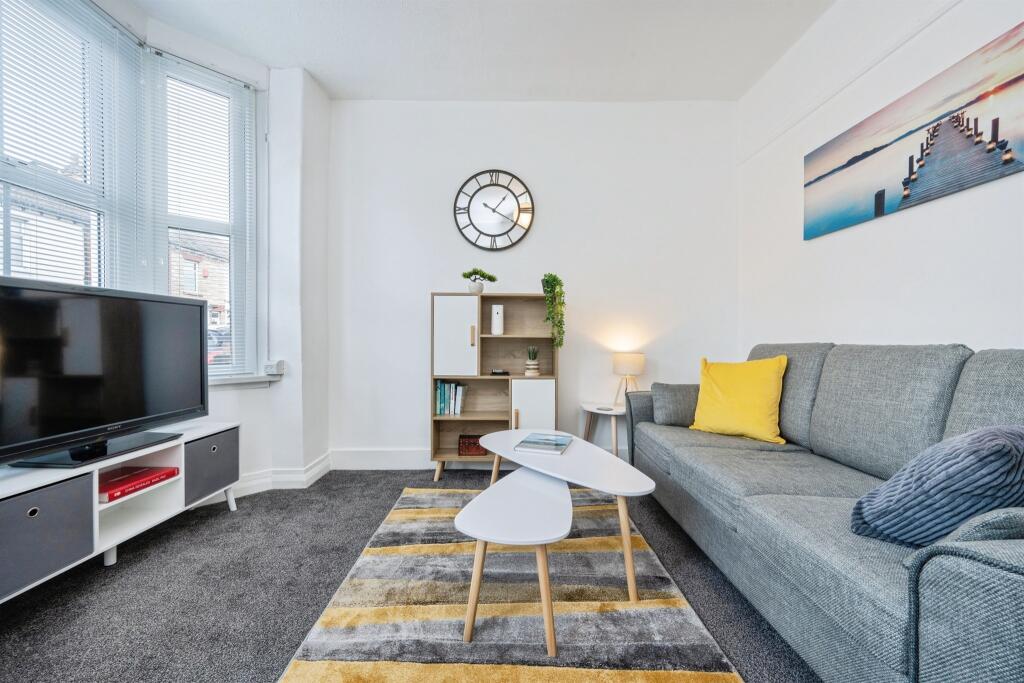 Main image of property: Fenlake Road, Bedford