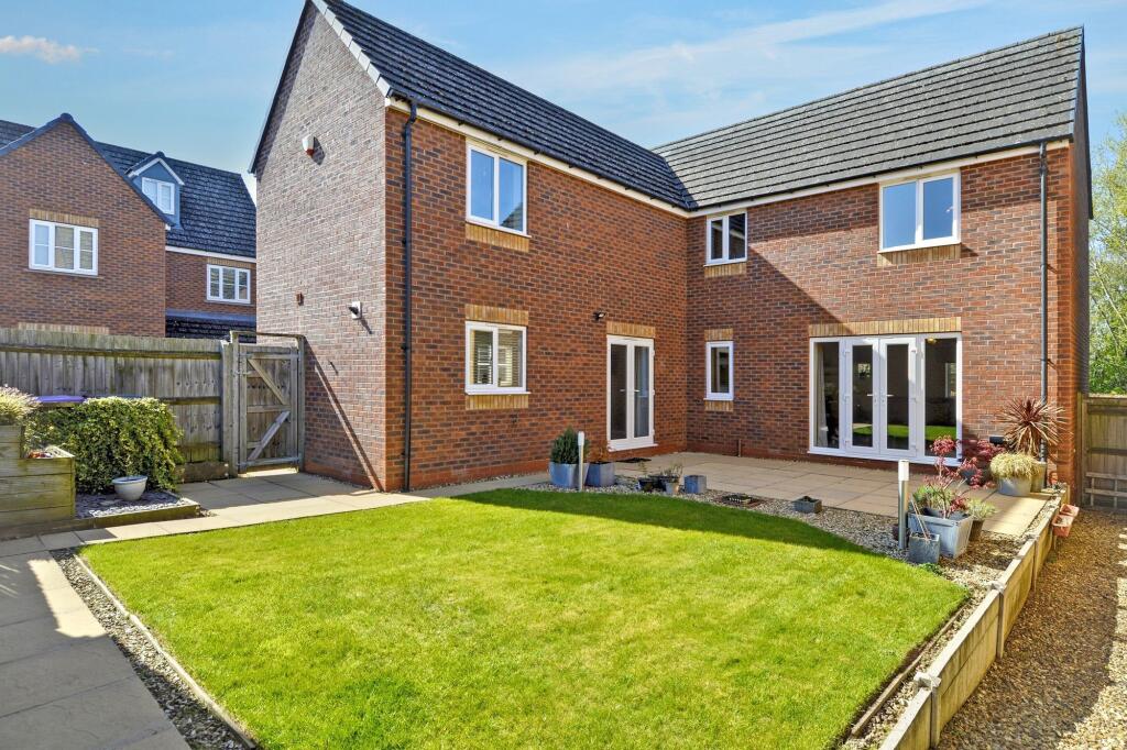Lloyd Grove, Shifnal, TF11 photo 4