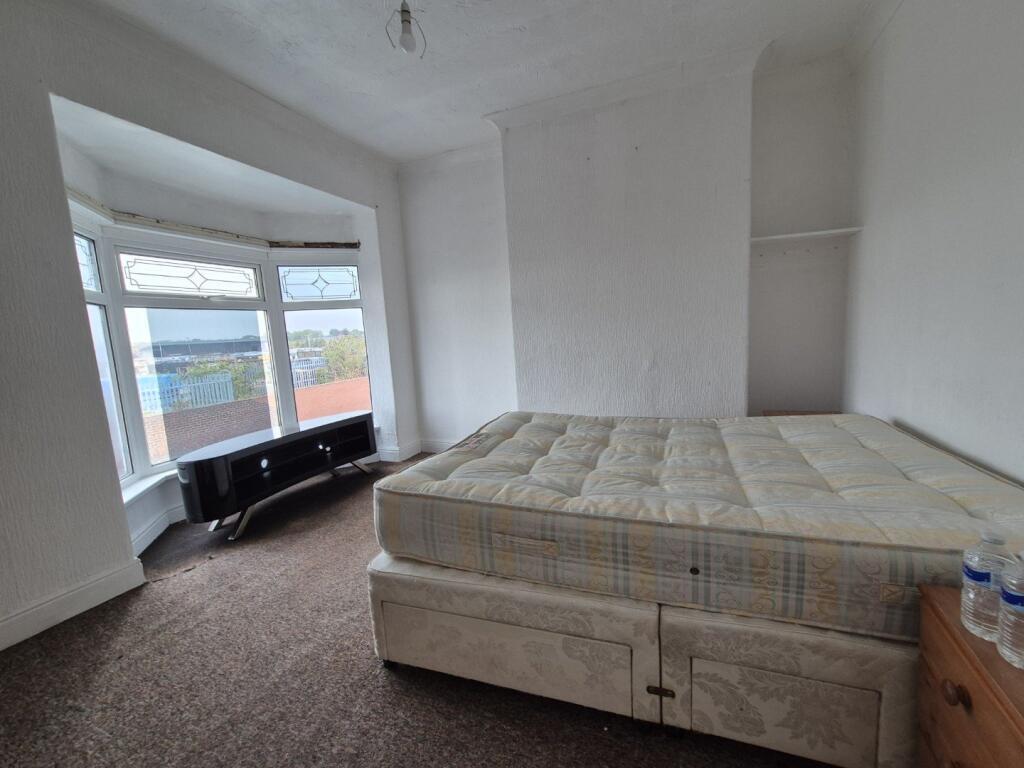 House in Hull, Kingston upon Hull - View 5