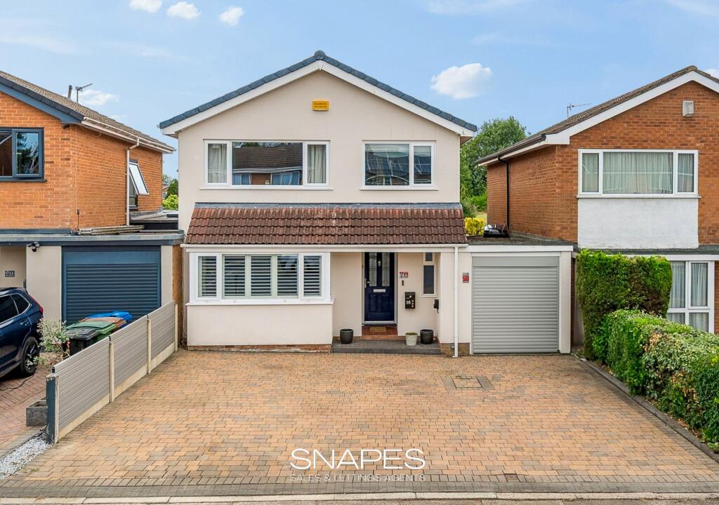 Delfur Road, Bramhall, SK7 photo 3
