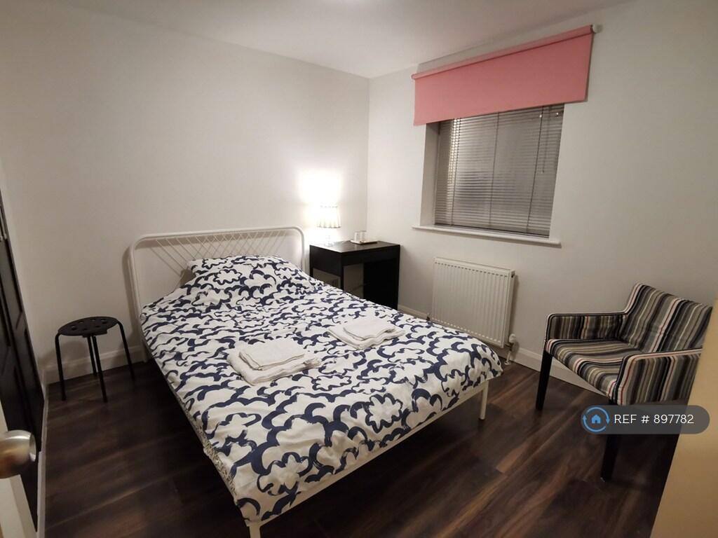 House in London - View 5