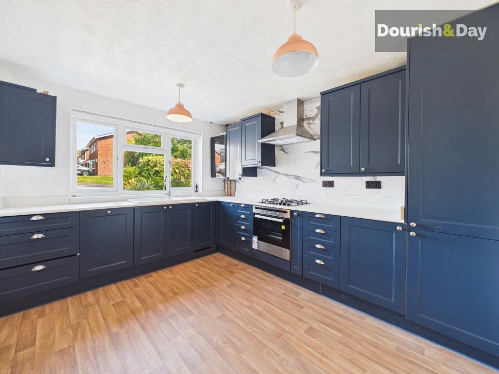 House in South Staffordshire, Penkridge - View 2