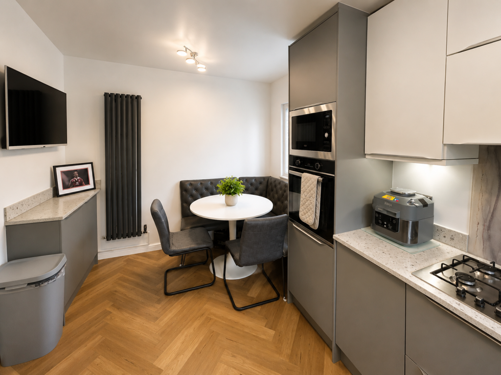 House in Pontypridd, Rhondda Cynon Taf - More