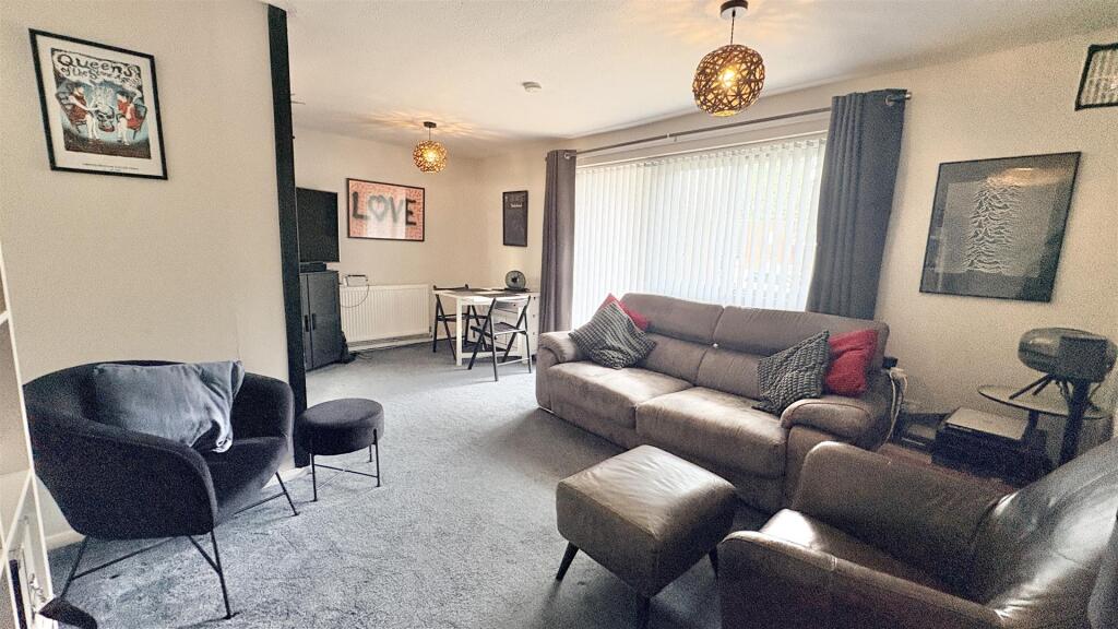 Apartment in Birmingham, Sparkhill - View 4