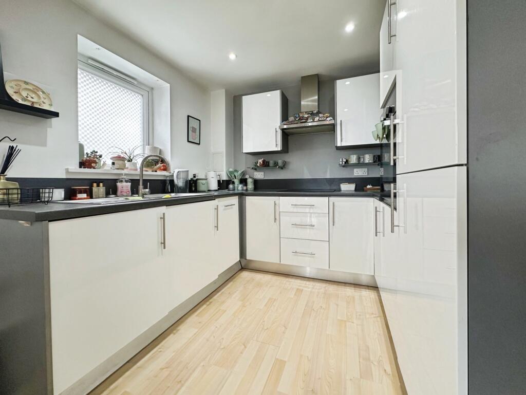 Apartment in Basingstoke and Deane, Brookvale, Houndmills - View 3