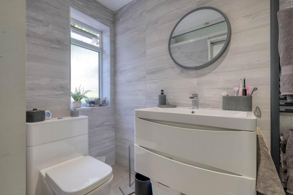 Additional image 10 of Westfields, Catshill, B61