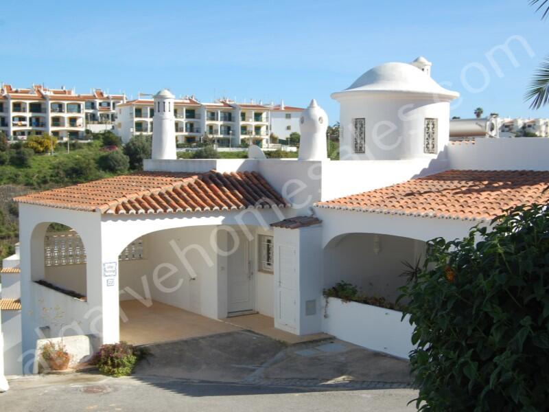 Main image of property: Algarve, Lagoa