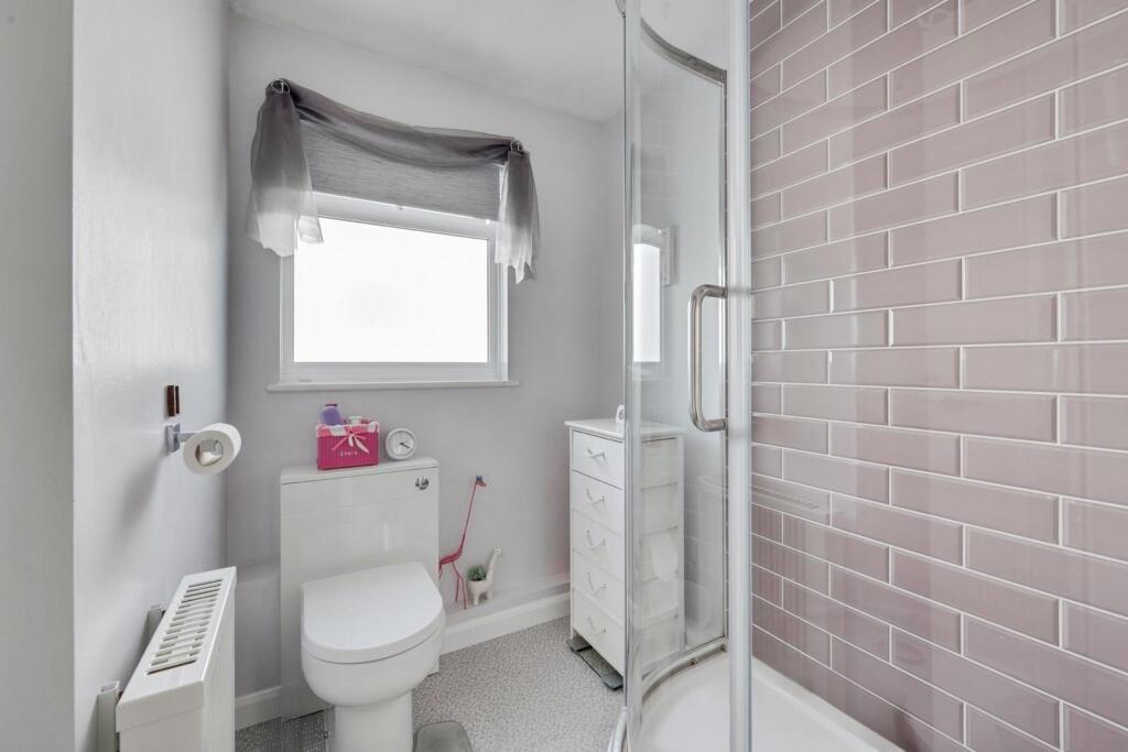 House in Kingston upon Thames - View 5