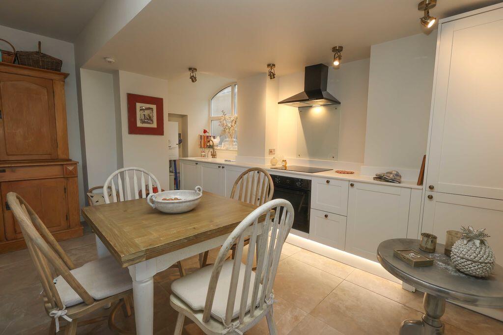 Elton Road, Clevedon photo 3