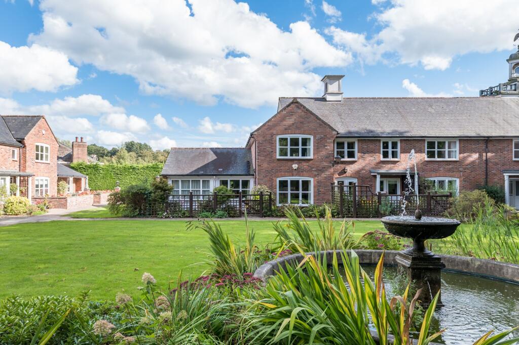 2-bed house on Shirleys Drive, Prestbury, SK10, £560,000