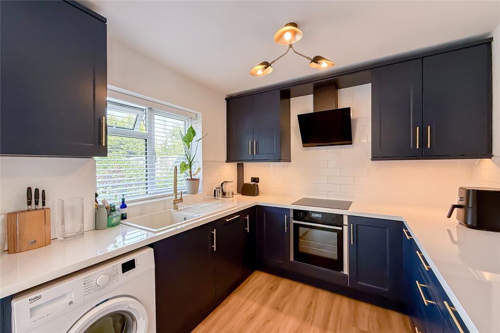 Apartment in St Albans, Fleetville - View 3