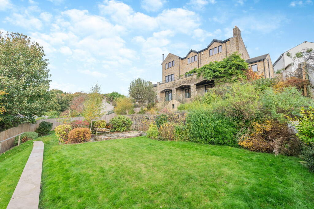 Main image of property: Common End Lane, Lepton, HD8