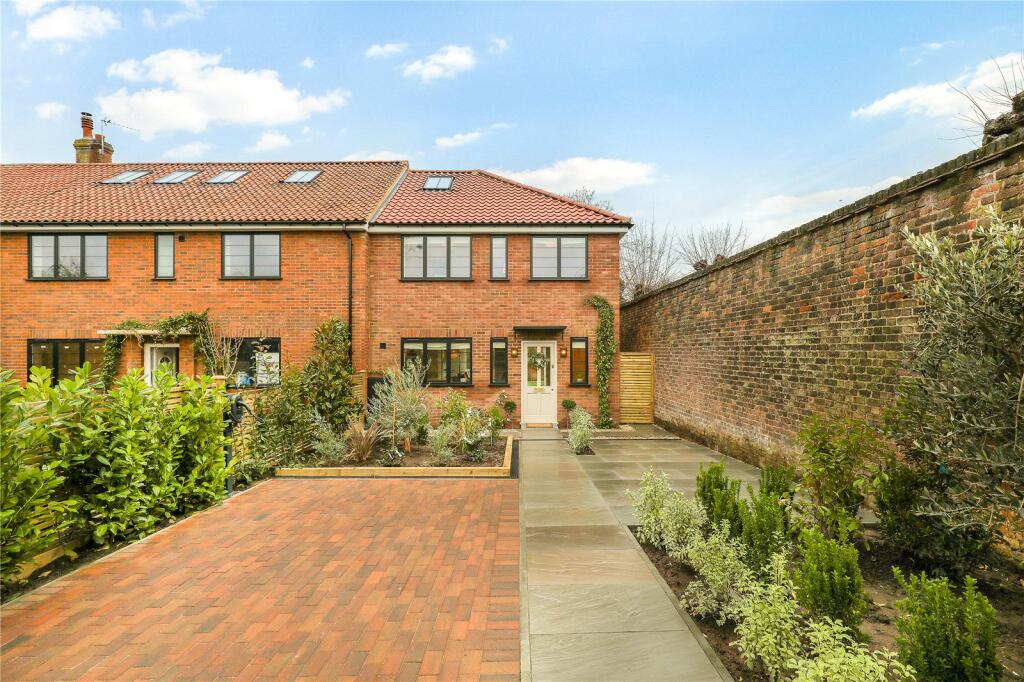 Main image of property: Lancaster Road, Wimbledon, London, SW19