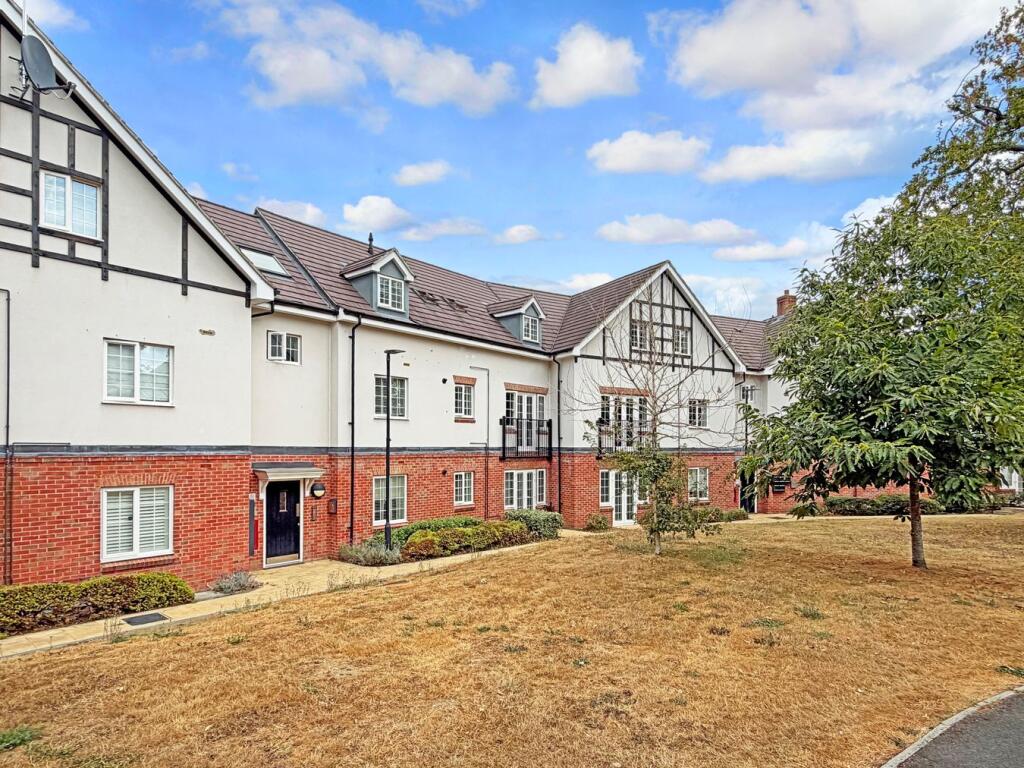 Main image of property: Grange Road, Chalfont St Peter, Gerrards Cross, SL9