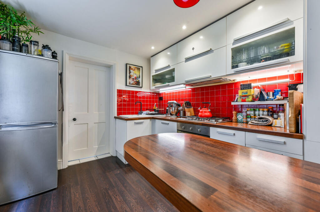 Main image of property: Derbyshire Street, Bethnal Green, London, E2