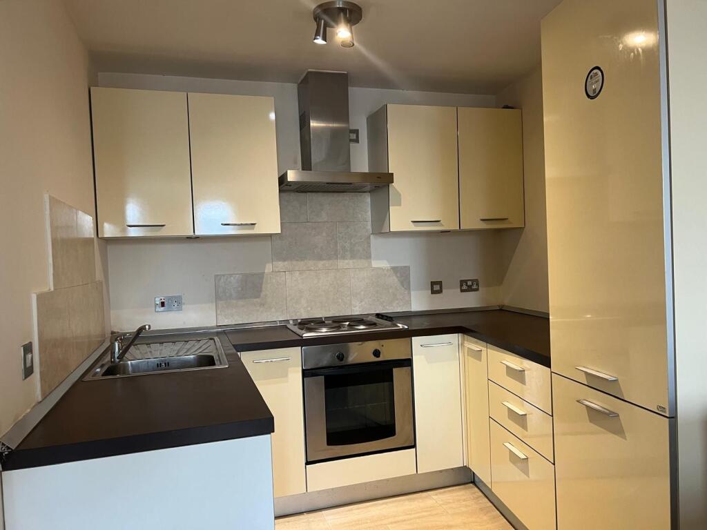Main image of property: Flat ,  Guildford Street, Luton