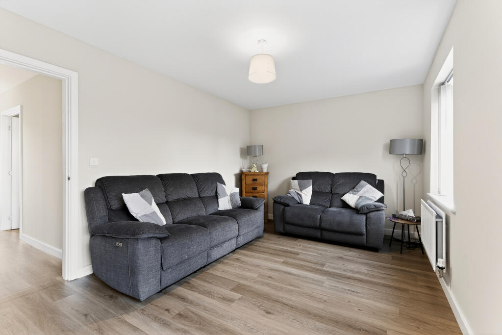 House in Horsham, Colgate - View 2
