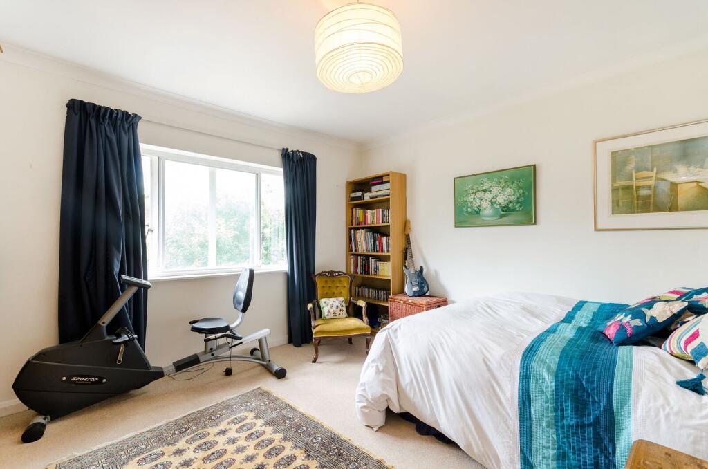 Property photo 8