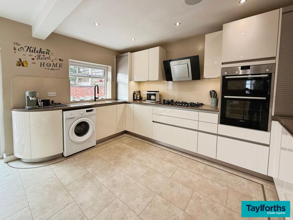 Reeval Close, Earby, BB18 photo 4