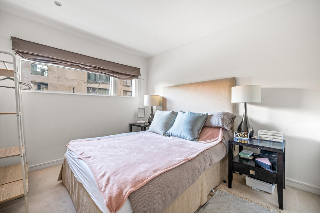 Apartment in London - View 3