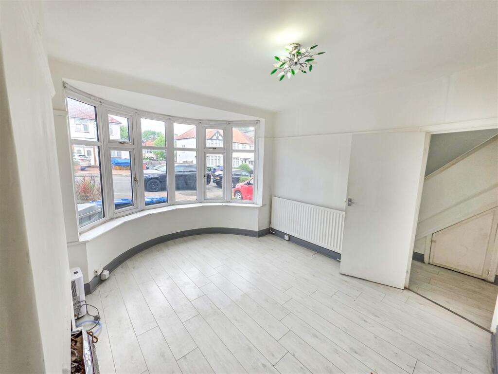 House in London - View 4