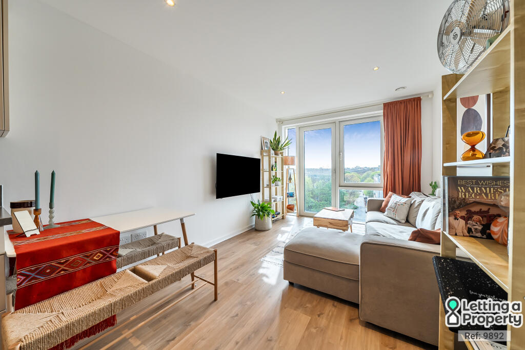 Apartment in London - More
