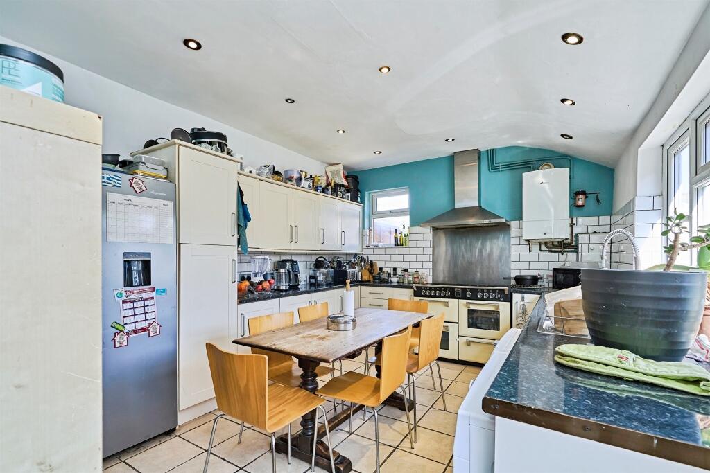 House in Wolverhampton, Tettenhall - More