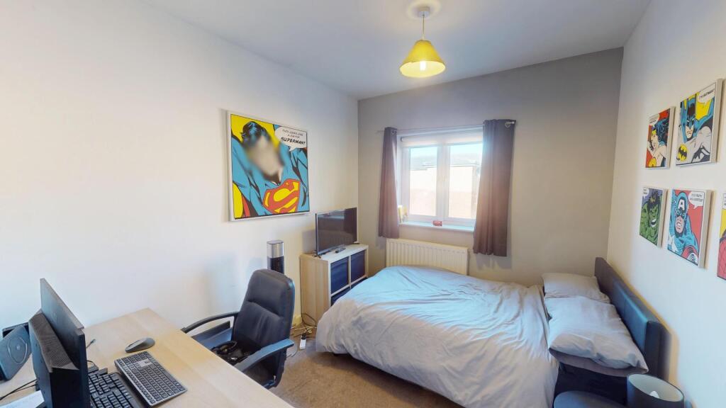 Apartment in North Tyneside, North East - View 5