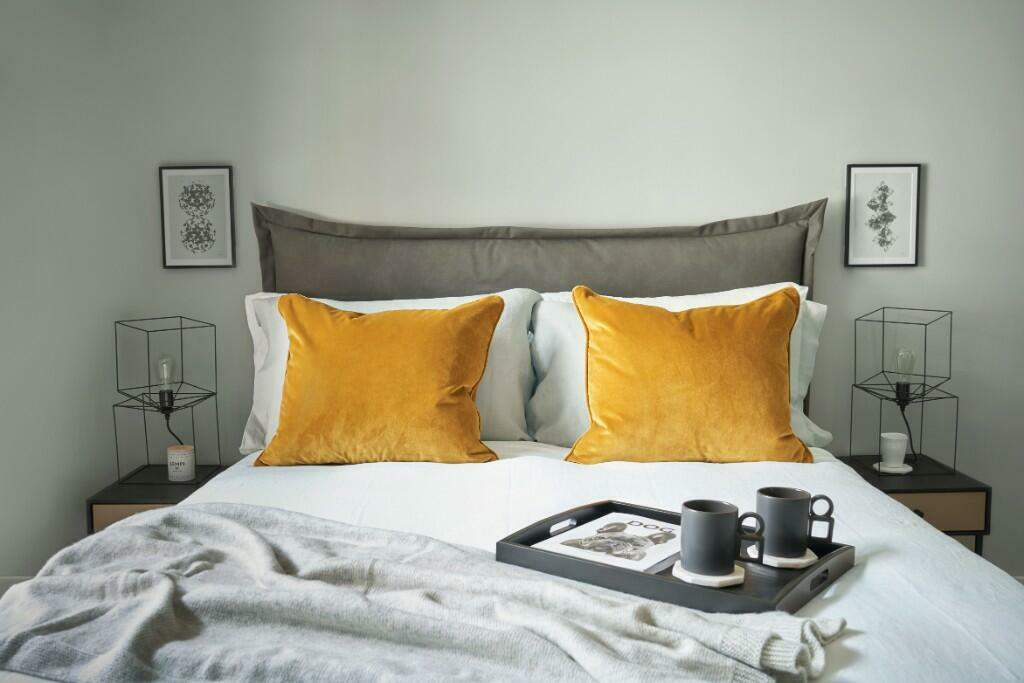 Main image of property: Newhall Walk, Birmingham, B3