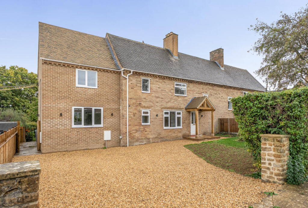 4-bed semi-detached on Church Rise, Finstock, Chipping Norton, Oxfordshire, OX7, £665,000