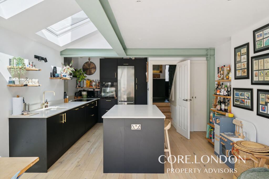 House in London - View 4