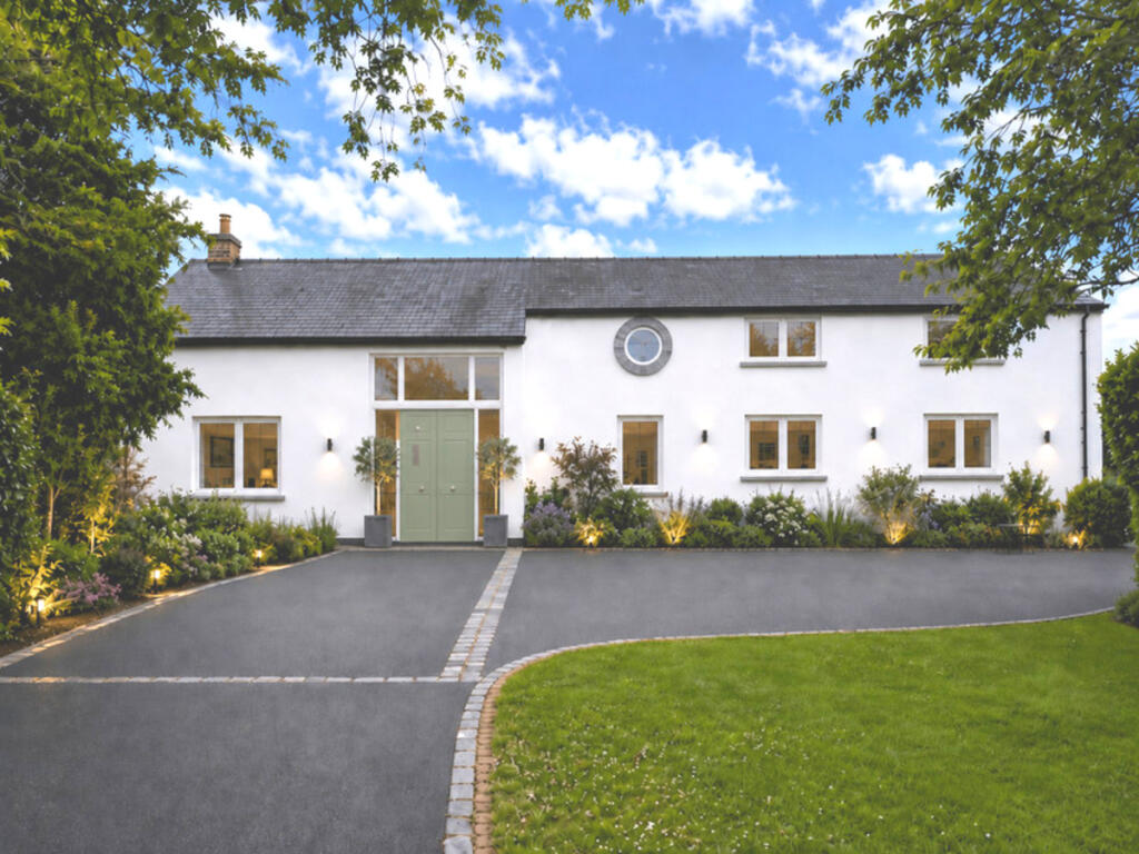 Main image of property: Woodplumpton Road, Preston, PR4