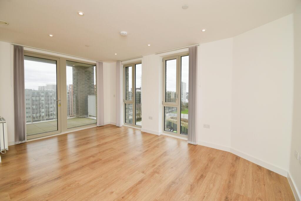 2-bed apartment on 3 Knights Road, London, E16, £500,000