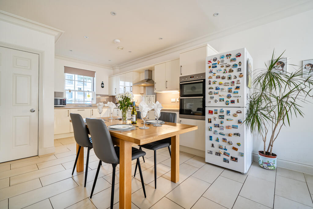 House in Plymouth - View 5